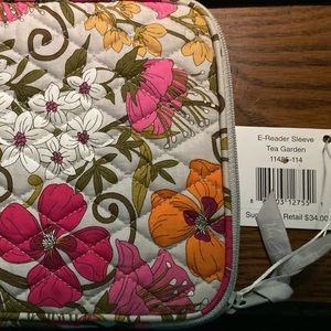 Vera Bradley Tea Garden E-Reader sleeve New with tags